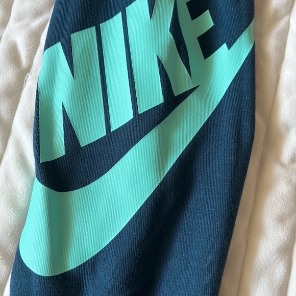 Nike sportswear ankle logo legging - Picture 5 of 6